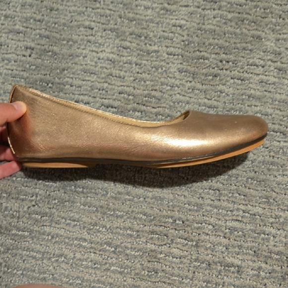 Naturalizer Rose Gold Flats - Picture 6 of 6